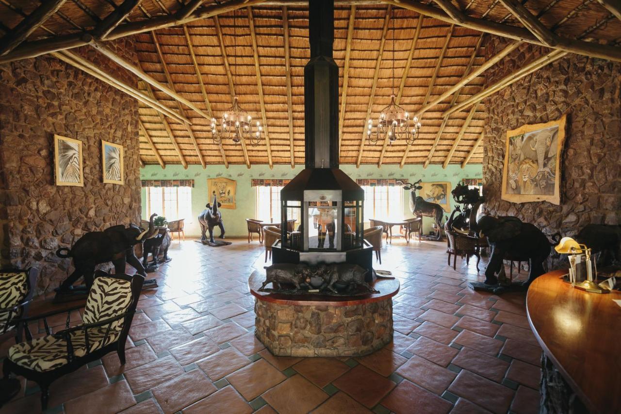 Chantecler Hotel Botha's Hill Exterior photo